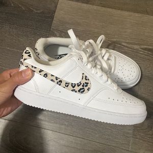 Nike Women's Leopard Court Vision Low Shoes